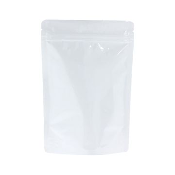 Glänzend weißer Doypack-Standbodenbeutel mit Einreißkerbe und Druckverschluss.